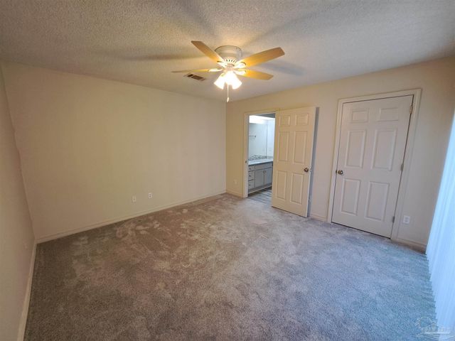 2301 Michigan Ave 21, Pensacola, FL 32526