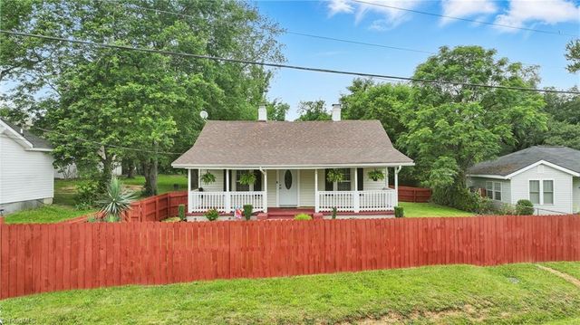 4624 Circle Drive, Winston-salem, NC 27105