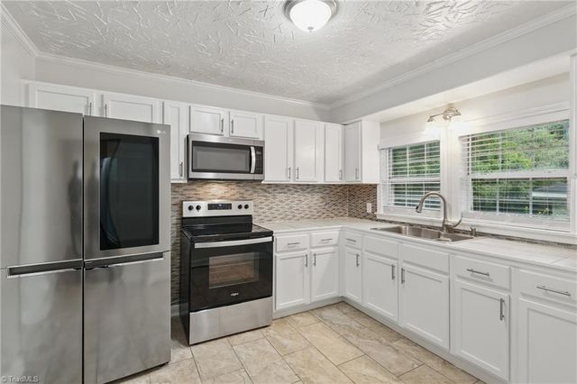 4624 Circle Drive, Winston-salem, NC 27105