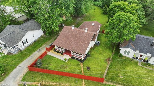 4624 Circle Drive, Winston-salem, NC 27105