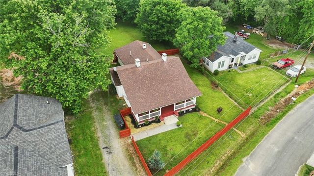 4624 Circle Drive, Winston-salem, NC 27105