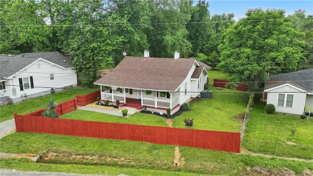 4624 Circle Drive, Winston-salem, NC 27105