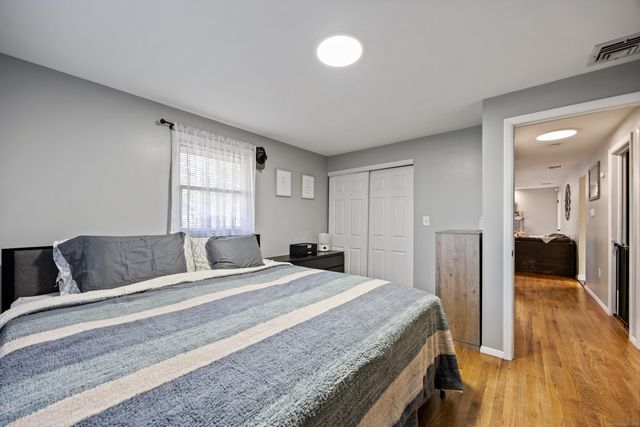 59 Willow Bee Lane, Middletown, CT 06457