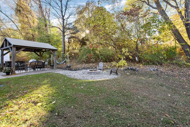 59 Willow Bee Lane, Middletown, CT 06457