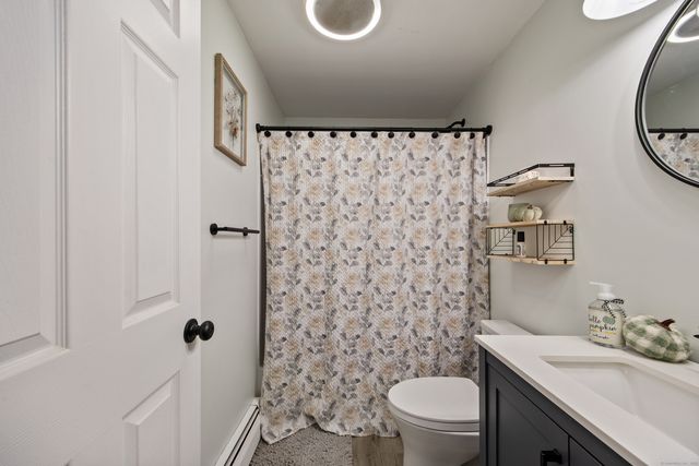 59 Willow Bee Lane, Middletown, CT 06457