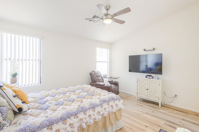 25210 S Wyoming Avenue, Sun Lakes, AZ 85248