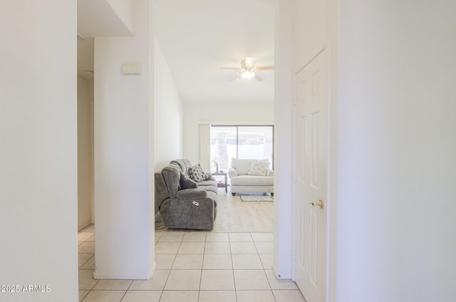 25210 S Wyoming Avenue, Sun Lakes, AZ 85248