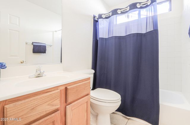 25210 S Wyoming Avenue, Sun Lakes, AZ 85248