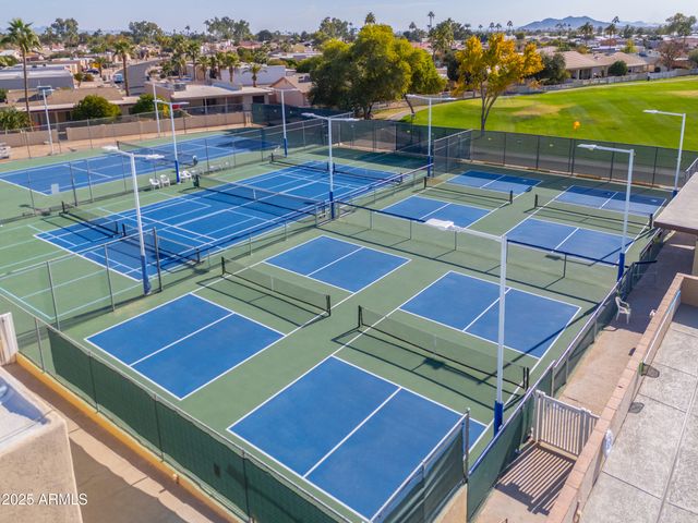 25210 S Wyoming Avenue, Sun Lakes, AZ 85248