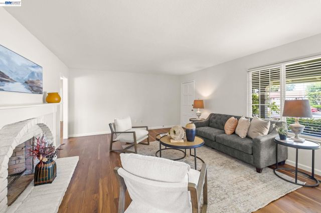 1166 Killarney St., Livermore, CA 94550