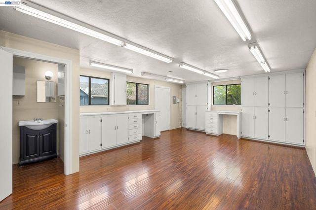 1166 Killarney St., Livermore, CA 94550