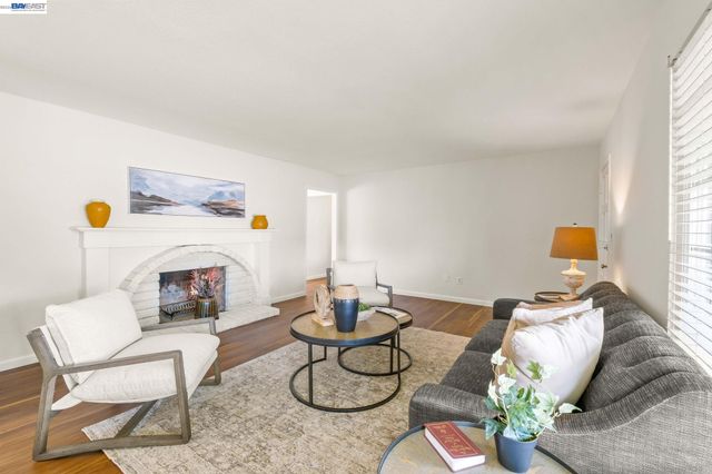 1166 Killarney St., Livermore, CA 94550