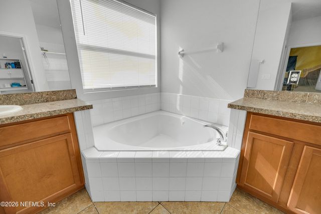 824 SUNNY STROLL DR Drive, Middleburg, FL 32068