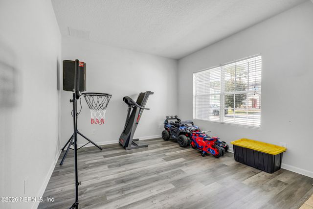 824 SUNNY STROLL DR Drive, Middleburg, FL 32068