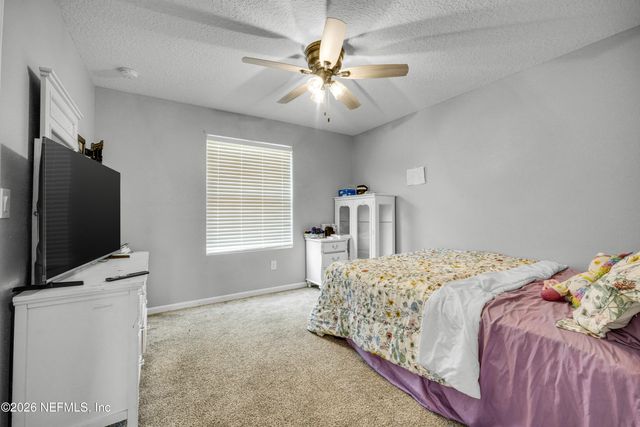 824 SUNNY STROLL DR Drive, Middleburg, FL 32068