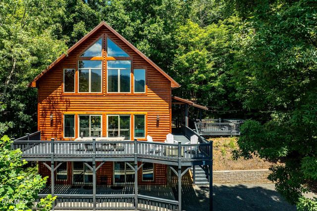 397 Lake Cabin Lane, Butler, TN 37640
