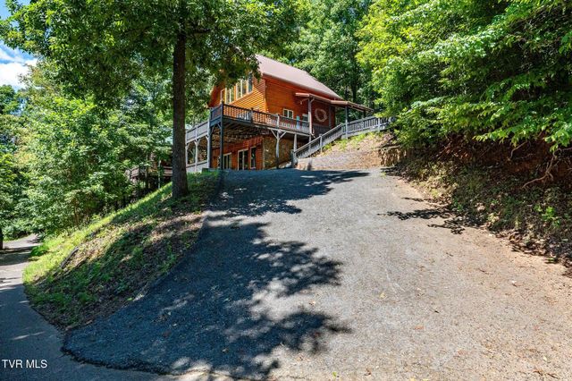 397 Lake Cabin Lane, Butler, TN 37640