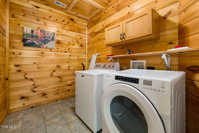 397 Lake Cabin Lane, Butler, TN 37640