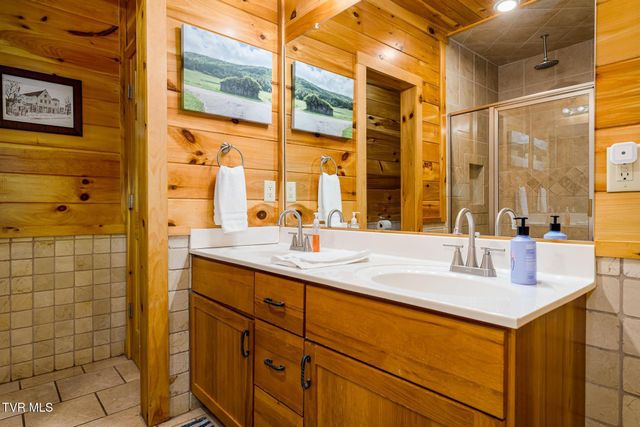 397 Lake Cabin Lane, Butler, TN 37640