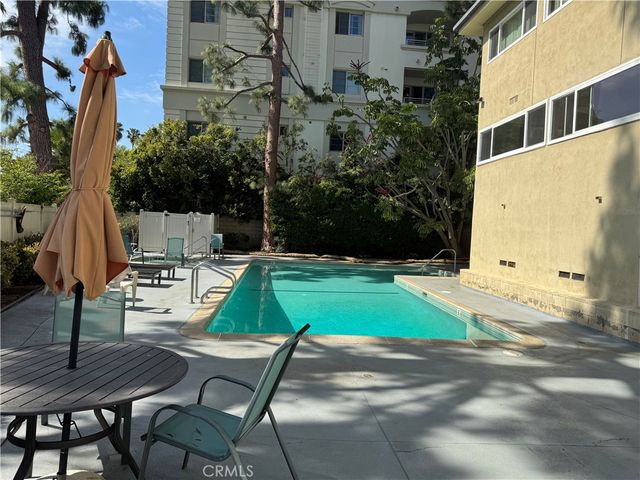 11138 Aqua Vista, Studio City, CA 91602