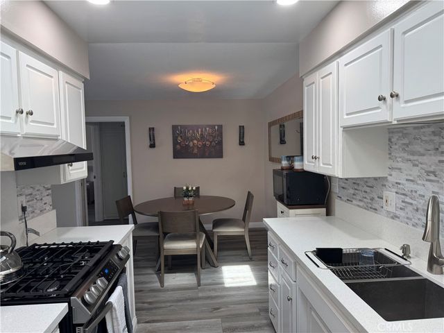 11138 Aqua Vista, Studio City, CA 91602