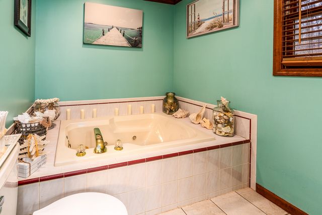 1870 N Lick Creek Road, Goreville, IL 62939