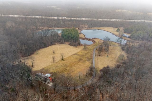 1870 N Lick Creek Road, Goreville, IL 62939