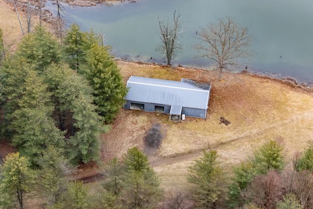 1870 N Lick Creek Road, Goreville, IL 62939