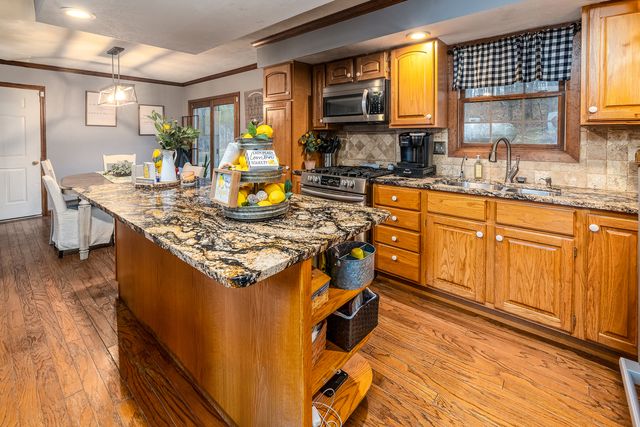 1870 N Lick Creek Road, Goreville, IL 62939