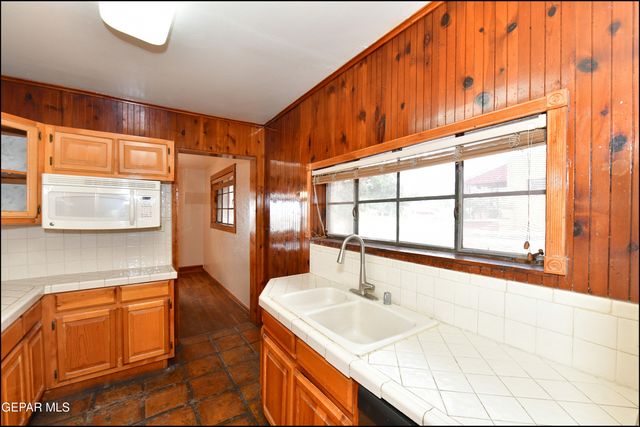 3421 TYLER Avenue, El Paso, TX 79930