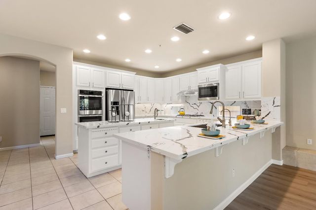 5631 Tufts St, Davis, CA 95618