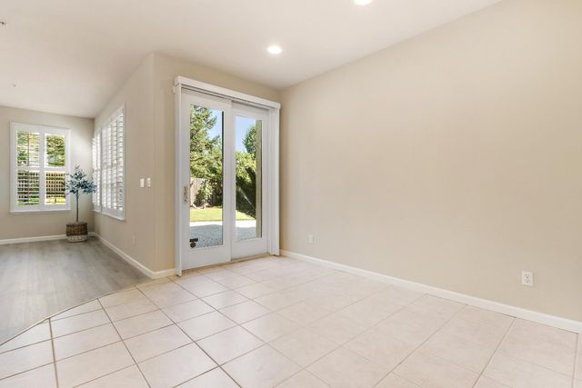 5631 Tufts St, Davis, CA 95618