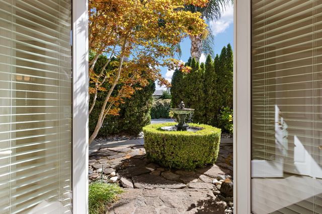 5631 Tufts St, Davis, CA 95618