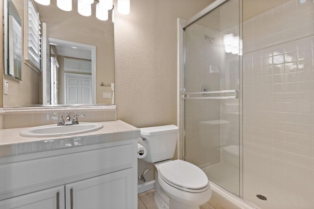 5631 Tufts St, Davis, CA 95618