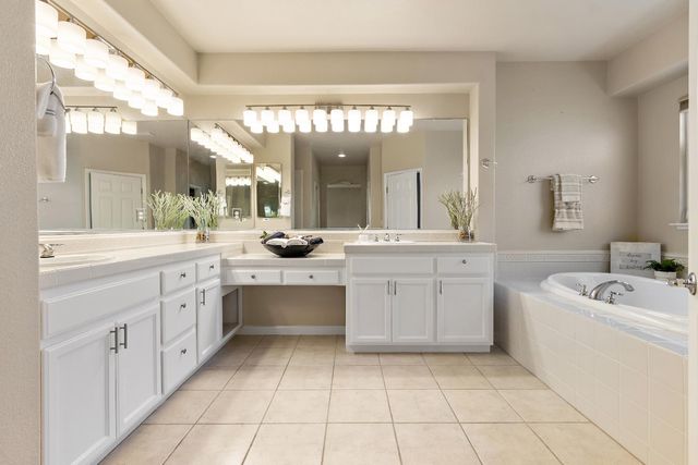 5631 Tufts St, Davis, CA 95618