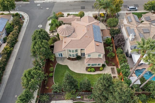 5631 Tufts St, Davis, CA 95618