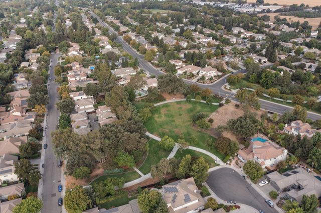 5631 Tufts St, Davis, CA 95618