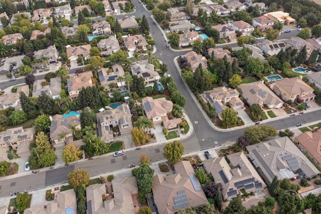 5631 Tufts St, Davis, CA 95618