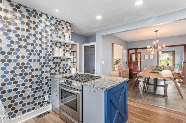 830 Euclid Avenue, Des Moines, IA 50313