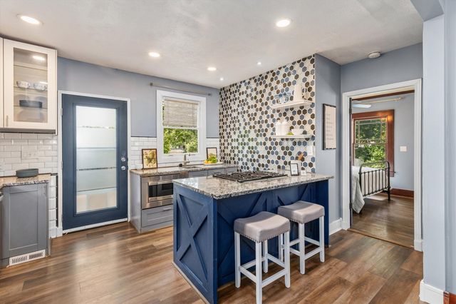 830 Euclid Avenue, Des Moines, IA 50313
