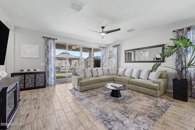 3452 W Dreamy Draw Drive, San Tan Valley, AZ 85144
