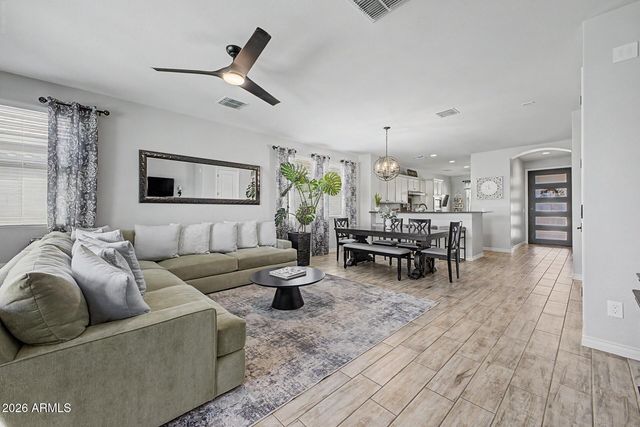3452 W Dreamy Draw Drive, San Tan Valley, AZ 85144