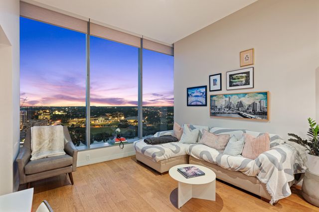 210 Lavaca ST 1902, Austin, TX 78701