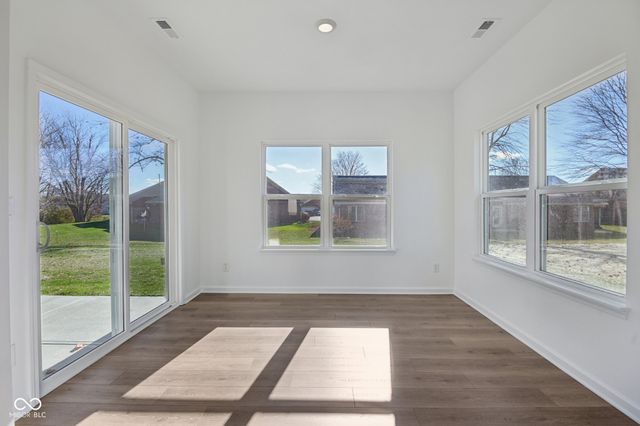 8097 Wesleyan Drive, Avon, IN 46123