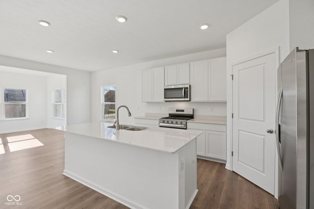 8097 Wesleyan Drive, Avon, IN 46123