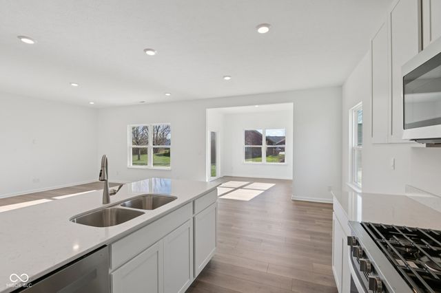 8097 Wesleyan Drive, Avon, IN 46123