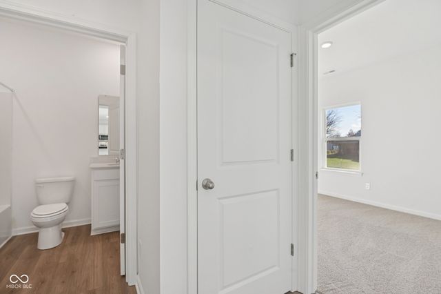 8097 Wesleyan Drive, Avon, IN 46123