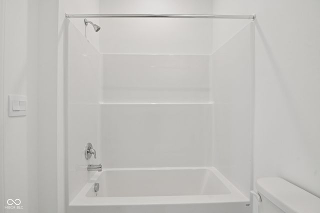 8097 Wesleyan Drive, Avon, IN 46123