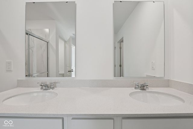 8097 Wesleyan Drive, Avon, IN 46123