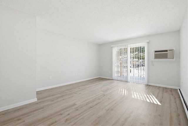 15 Northbrook Dr Unit 1512, Manchester, NH 03102